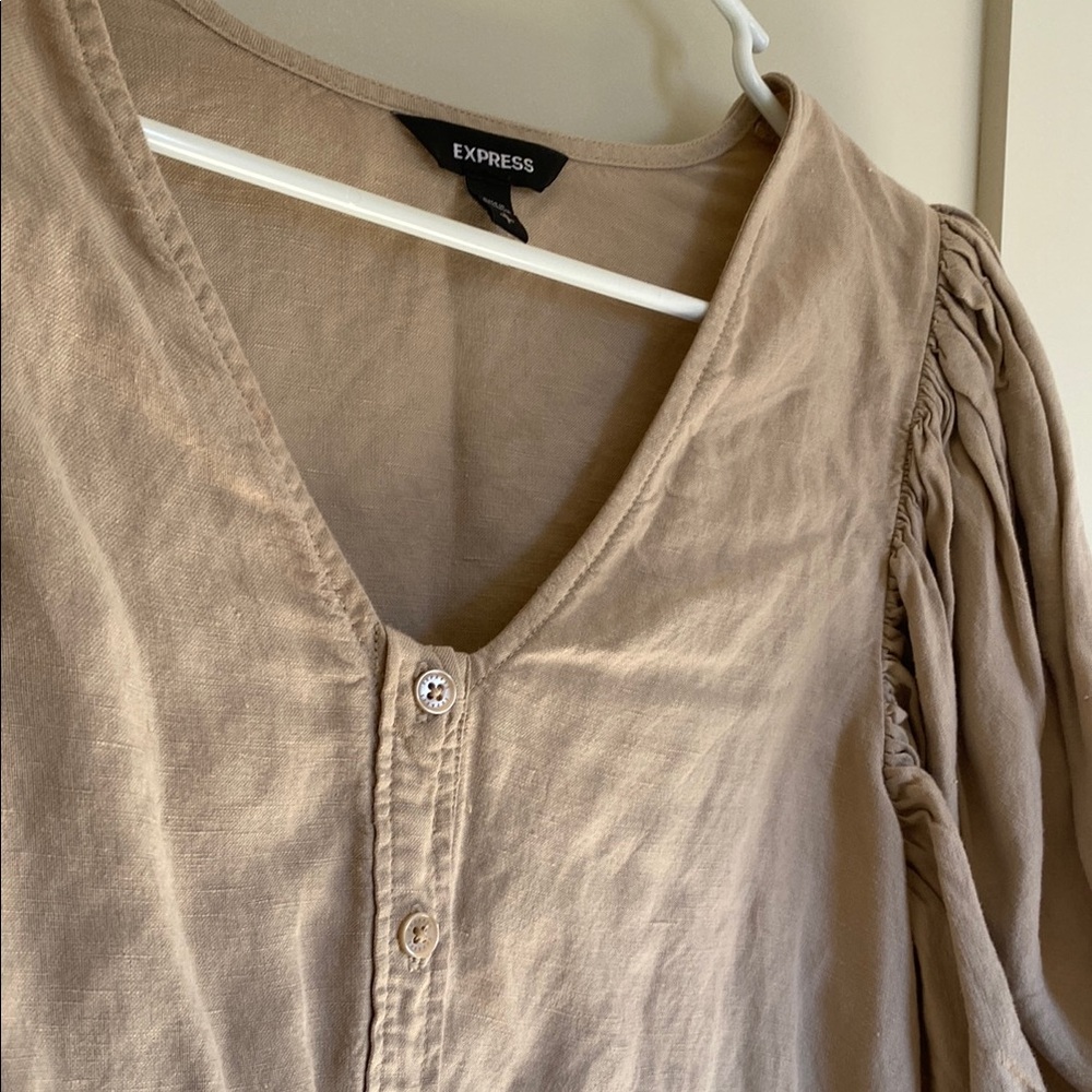 Express Tan V-neck Puff Sleeve Blouse